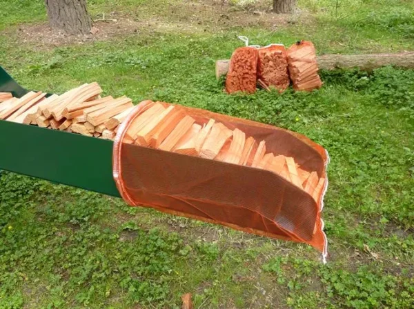 Kindlet Pro Kindling Machine