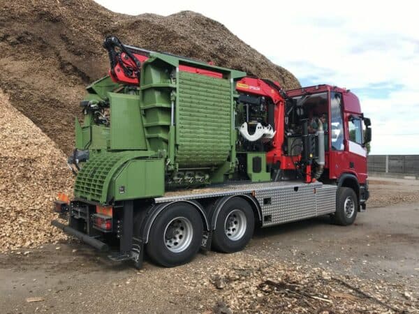 PTH 1200 Engine Driven Chipper
